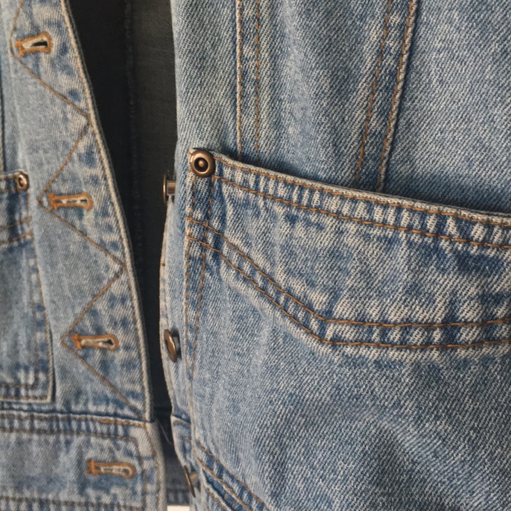 Jean jacket - Picture 5 of 7